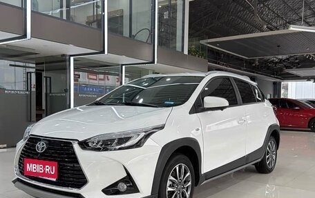 Toyota Yaris XP150 рестайлинг, 2022 год, 1 508 586 рублей, 1 фотография