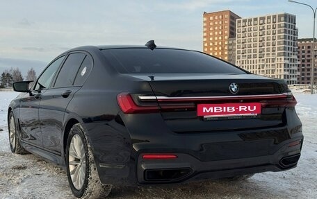 BMW 7 серия, 2019 год, 4 299 000 рублей, 16 фотография