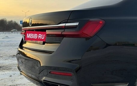 BMW 7 серия, 2019 год, 4 299 000 рублей, 20 фотография