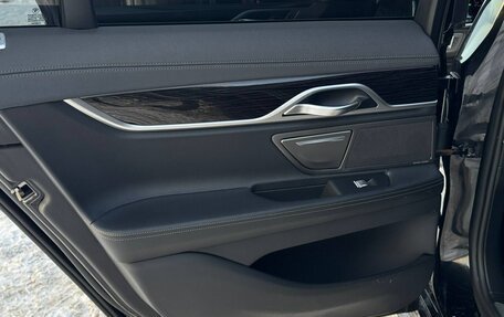 BMW 7 серия, 2019 год, 4 299 000 рублей, 31 фотография