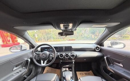 Mercedes-Benz A-Класс, 2021 год, 2 400 000 рублей, 7 фотография
