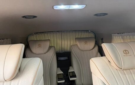 KIA Carnival, 2025 год, 6 359 757 рублей, 13 фотография