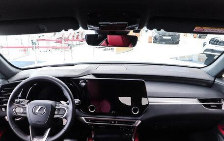 Lexus RX IV рестайлинг, 2023 год, 7 800 000 рублей, 9 фотография