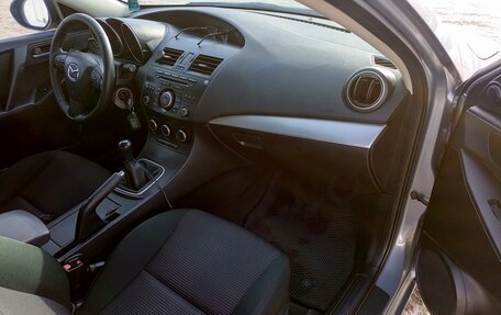 Mazda 3, 2012 год, 950 000 рублей, 10 фотография