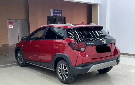 Toyota Yaris XP150 рестайлинг, 2022 год, 1 250 001 рублей, 3 фотография