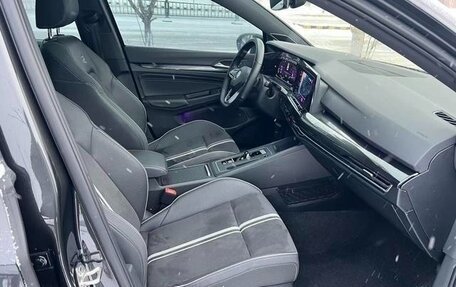 Volkswagen Golf VIII, 2023 год, 1 950 000 рублей, 7 фотография