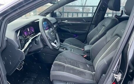 Volkswagen Golf VIII, 2023 год, 1 950 000 рублей, 9 фотография