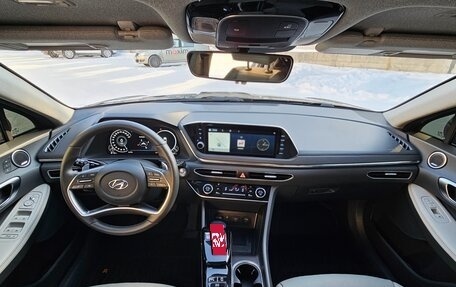 Hyundai Sonata VIII, 2021 год, 2 600 000 рублей, 9 фотография