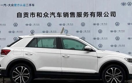 Volkswagen T-Roc I, 2022 год, 1 312 000 рублей, 4 фотография