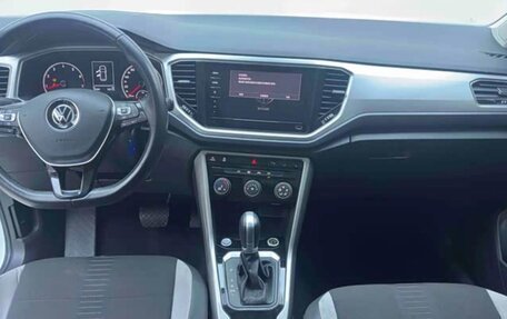 Volkswagen T-Roc I, 2022 год, 1 292 000 рублей, 9 фотография