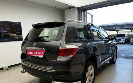 Toyota Highlander III, 2012 год, 2 200 000 рублей, 5 фотография