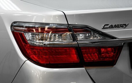 Toyota Camry, 2017 год, 2 349 000 рублей, 7 фотография