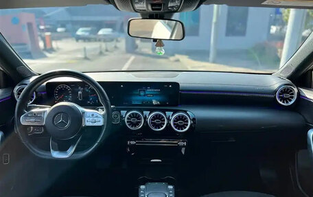 Mercedes-Benz A-Класс, 2022 год, 1 720 001 рублей, 10 фотография