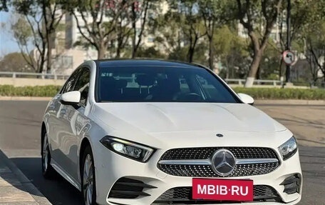Mercedes-Benz A-Класс, 2022 год, 1 720 001 рублей, 3 фотография