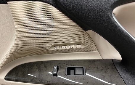 Lexus IS II рестайлинг 2, 2011 год, 3 700 000 рублей, 18 фотография