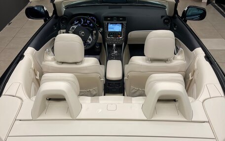 Lexus IS II рестайлинг 2, 2011 год, 3 700 000 рублей, 29 фотография