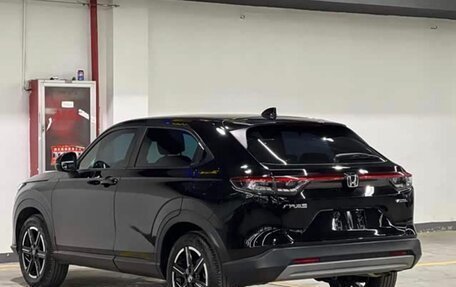 Honda Vezel, 2023 год, 1 780 000 рублей, 4 фотография