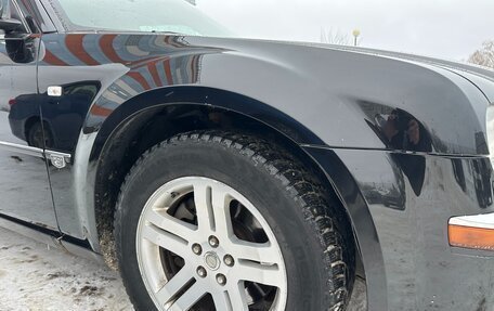 Chrysler 300C II, 2007 год, 1 200 000 рублей, 2 фотография