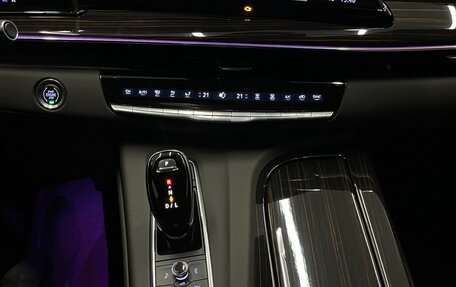 Cadillac Escalade V, 2023 год, 13 500 000 рублей, 14 фотография