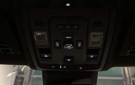 Cadillac Escalade V, 2023 год, 13 500 000 рублей, 17 фотография