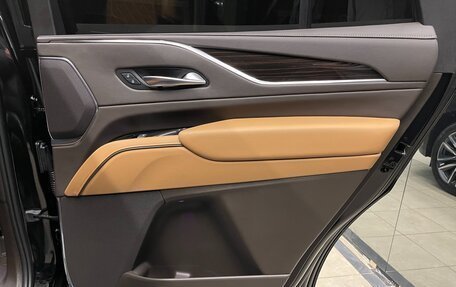 Cadillac Escalade V, 2023 год, 13 500 000 рублей, 24 фотография