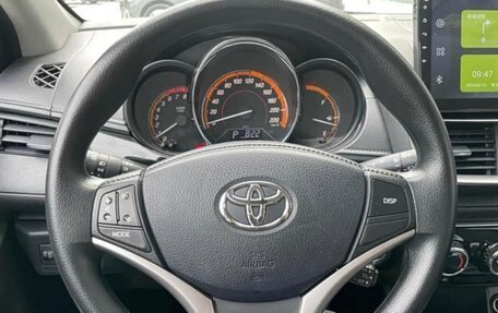 Toyota Yaris XP150 рестайлинг, 2022 год, 1 045 000 рублей, 10 фотография