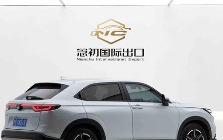 Honda Vezel, 2023 год, 1 740 000 рублей, 4 фотография