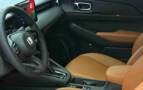 Honda Vezel, 2023 год, 1 740 000 рублей, 15 фотография