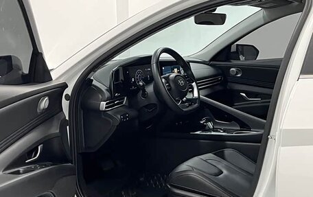 Hyundai Elantra, 2022 год, 1 523 153 рублей, 7 фотография