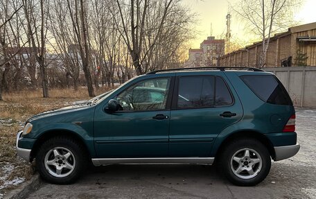 Mercedes-Benz M-Класс, 1998 год, 550 000 рублей, 1 фотография