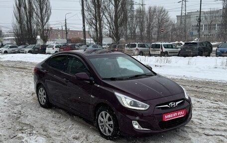 Hyundai Solaris II рестайлинг, 2013 год, 780 000 рублей, 1 фотография