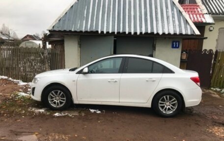Chevrolet Cruze II, 2013 год, 850 000 рублей, 3 фотография