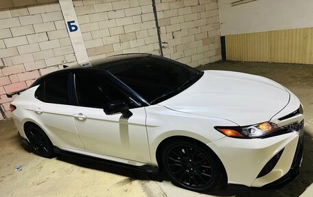 Toyota Camry, 2021 год, 3 390 000 рублей, 9 фотография
