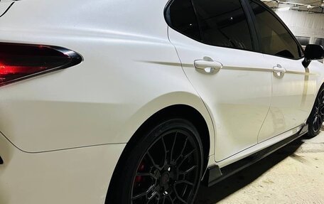 Toyota Camry, 2021 год, 3 390 000 рублей, 8 фотография