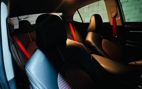 Toyota Camry, 2021 год, 3 390 000 рублей, 14 фотография