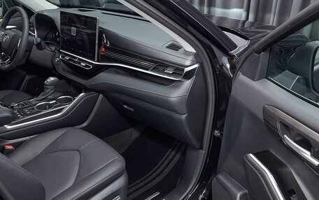 Toyota Highlander, 2026 год, 5 999 000 рублей, 5 фотография