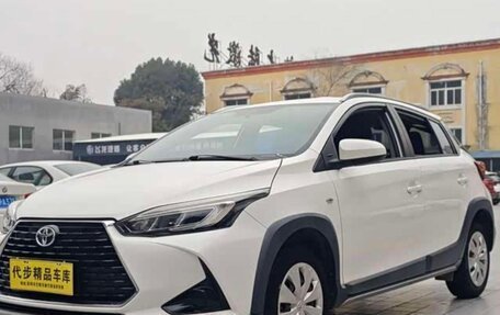 Toyota Yaris XP150 рестайлинг, 2022 год, 1 080 000 рублей, 3 фотография