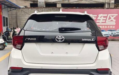 Toyota Yaris XP150 рестайлинг, 2022 год, 1 080 000 рублей, 7 фотография