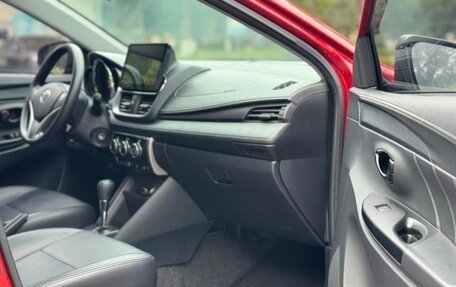 Toyota Yaris XP150 рестайлинг, 2022 год, 1 340 000 рублей, 7 фотография