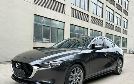 Mazda 3, 2023 год, 1 850 002 рублей, 2 фотография