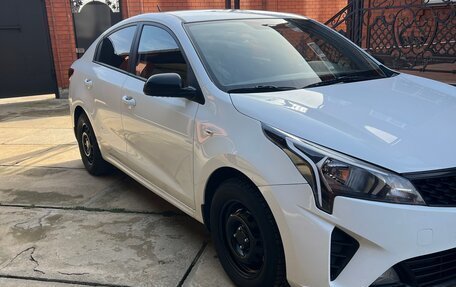 KIA Rio IV, 2020 год, 1 450 000 рублей, 3 фотография