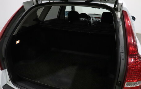 KIA cee'd I рестайлинг, 2011 год, 709 000 рублей, 15 фотография