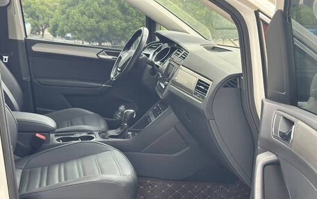 Volkswagen Touran III, 2023 год, 2 086 069 рублей, 8 фотография