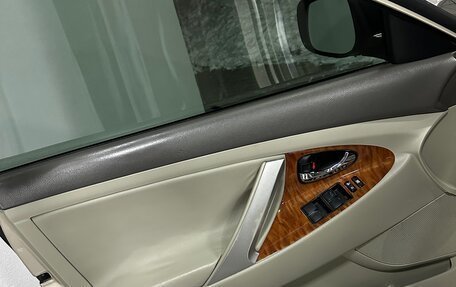 Toyota Camry, 2007 год, 865 000 рублей, 12 фотография