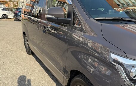 Hyundai Grand Starex Grand Starex I рестайлинг 2, 2020 год, 4 500 000 рублей, 3 фотография