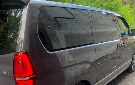 Hyundai Grand Starex Grand Starex I рестайлинг 2, 2020 год, 4 500 000 рублей, 6 фотография