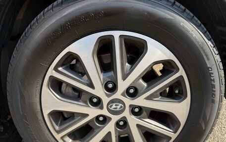 Hyundai Grand Starex Grand Starex I рестайлинг 2, 2020 год, 4 500 000 рублей, 17 фотография