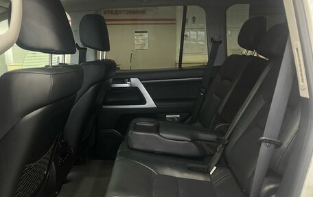 Toyota Land Cruiser 200, 2016 год, 7 150 000 рублей, 16 фотография