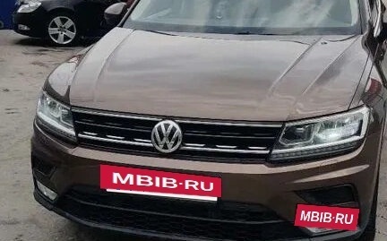 Volkswagen Tiguan II, 2017 год, 2 399 000 рублей, 3 фотография