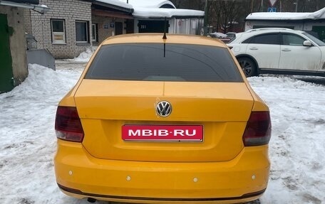 Volkswagen Polo VI (EU Market), 2015 год, 950 000 рублей, 1 фотография